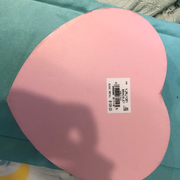 COPY - Juicy Couture Charm Bracelet (never worn) - Picture 3 of 3